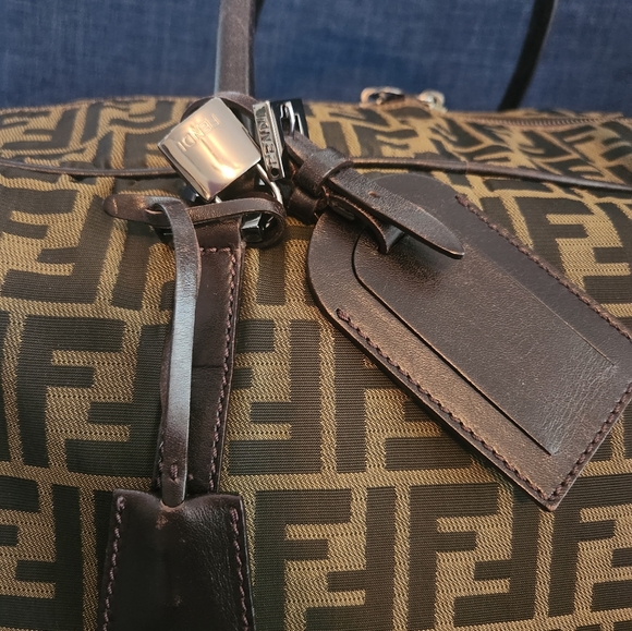 Sold-Fendi Travel Bag w/lock and key! - Picture 2 of 16